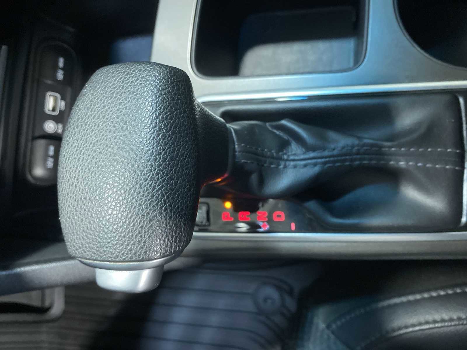 Used 2019 Kia Optima S image 17