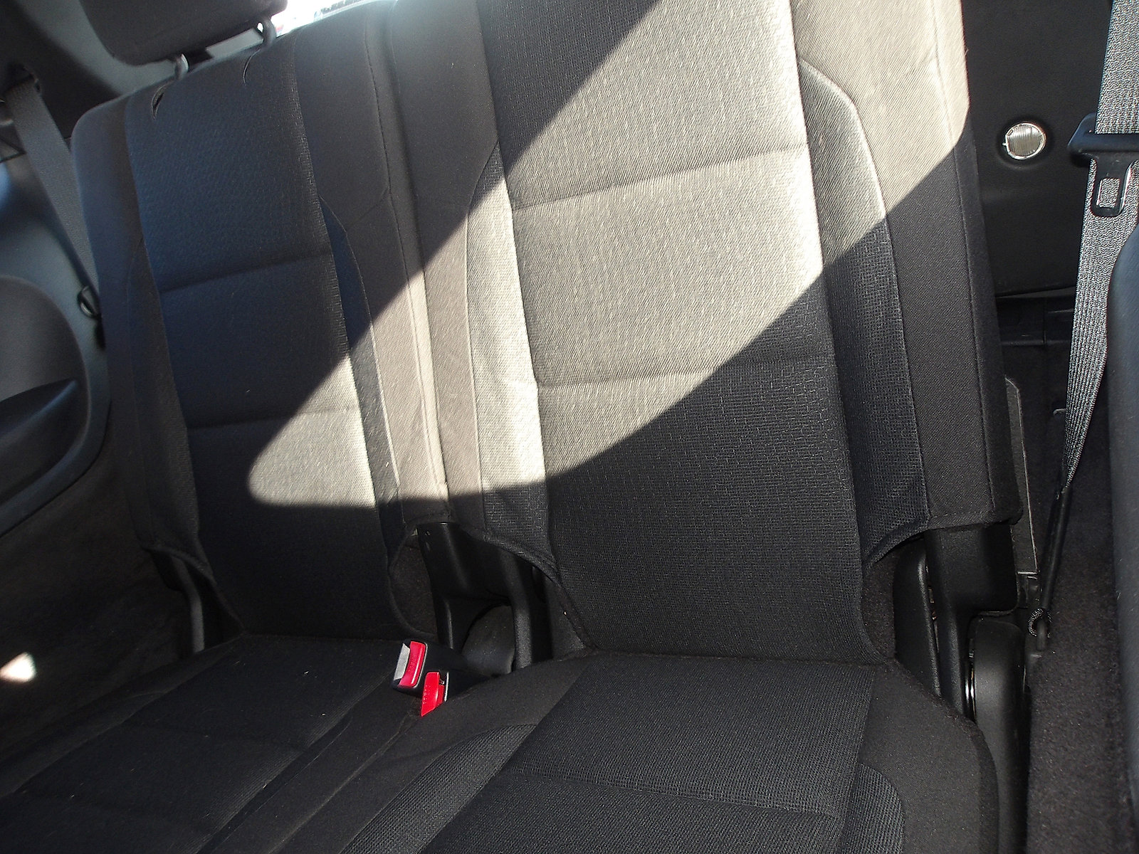 Used 2017 Dodge Durango SXT w/ 3rd Row Seating Group image 14