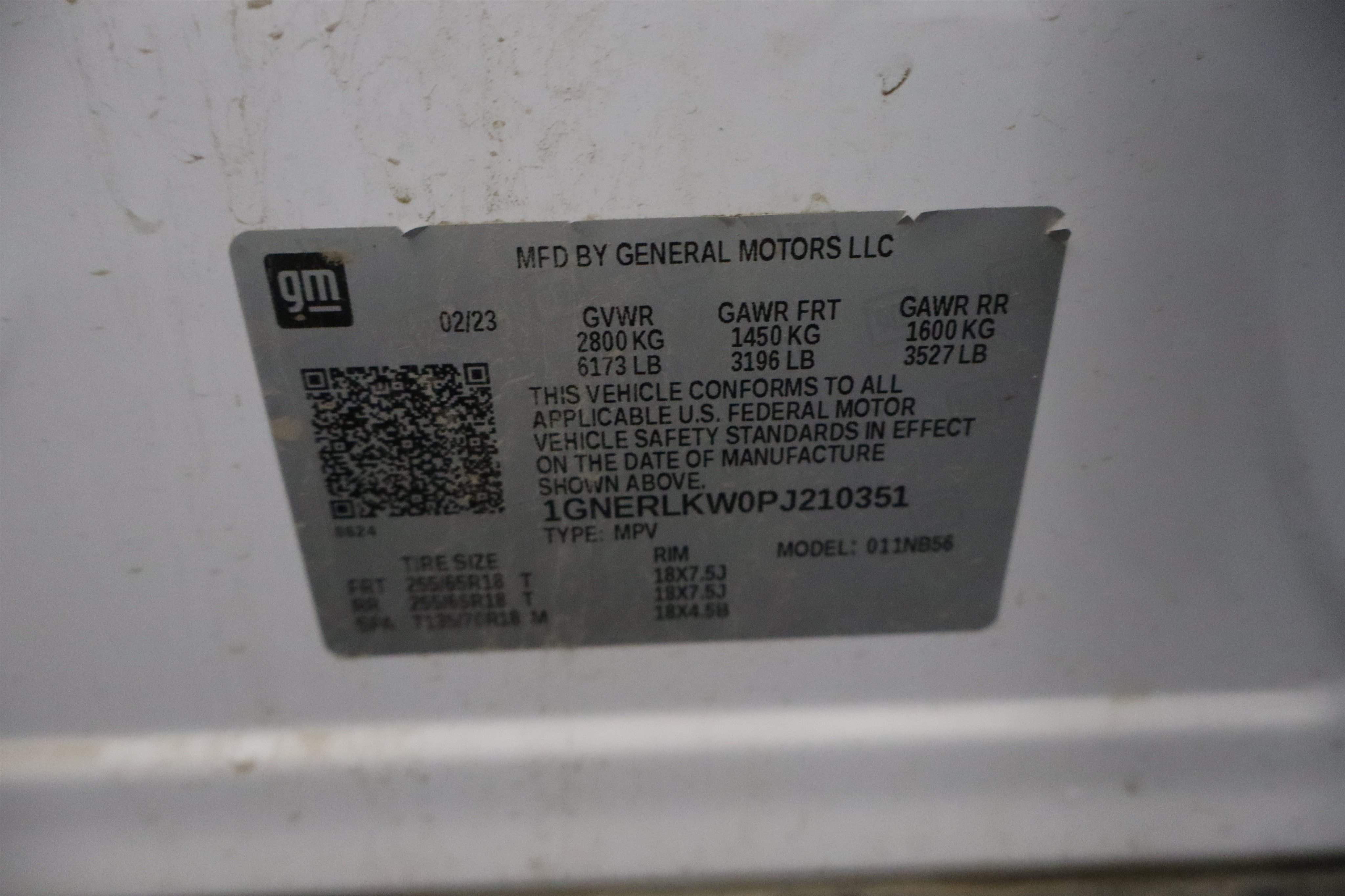 Used 2023 Chevrolet Traverse LS FWD image 35