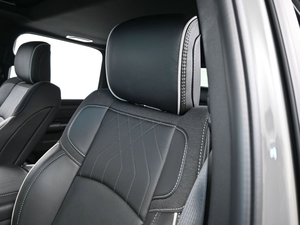 Used 2026 RAM 2500 Limited image 17