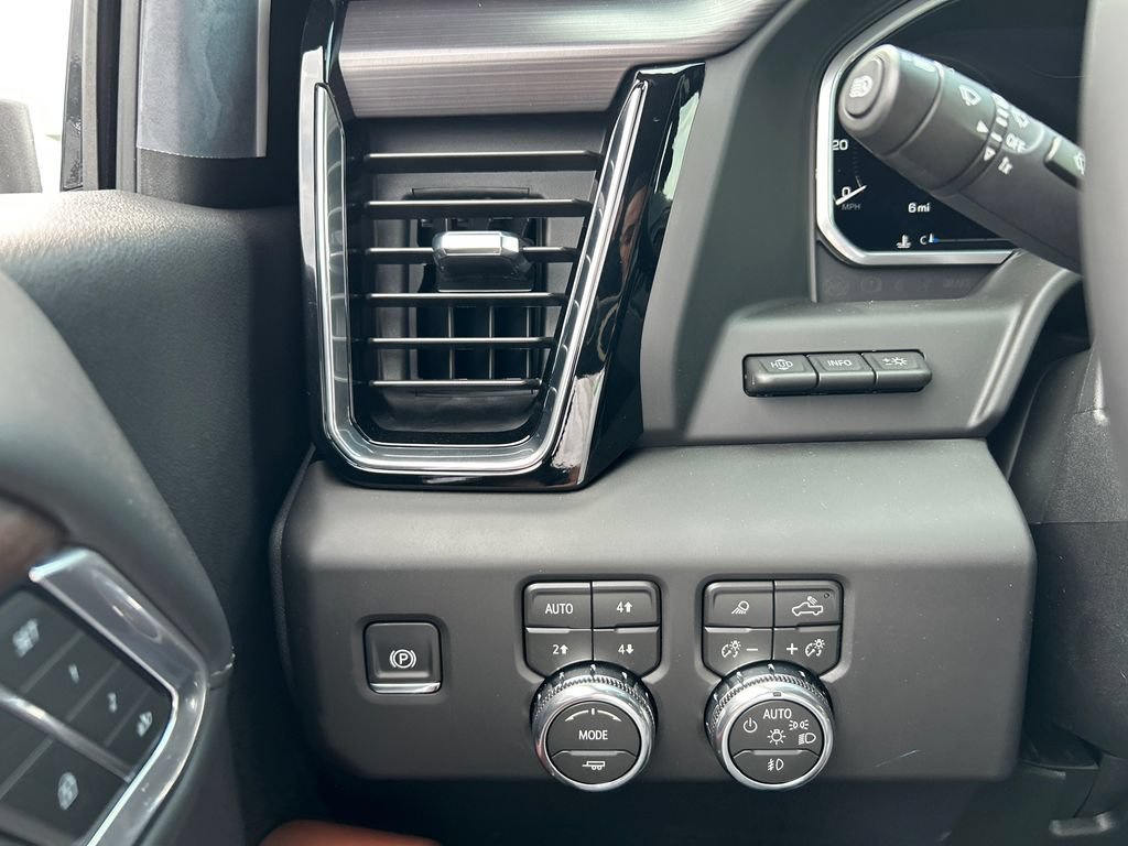 New 2026 GMC Sierra 2500 Denali Ultimate w/ Snow Plow Prep/Camper Package AWD/4WD image 20