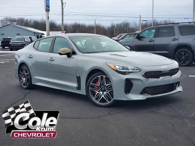 Used 2023 Kia Stinger GT2 image 1