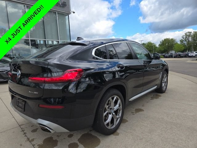 Used 2024 BMW X4 xDrive30i w/ Premium Package AWD/4WD image 7