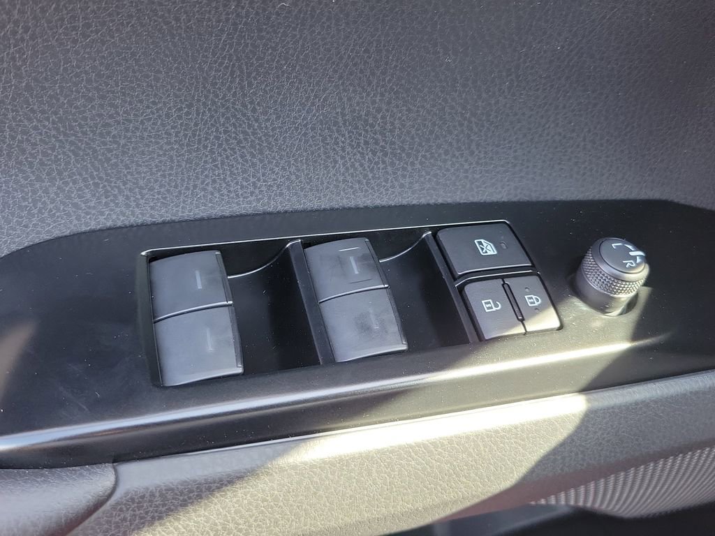 Used 2026 Toyota Camry LE image 15