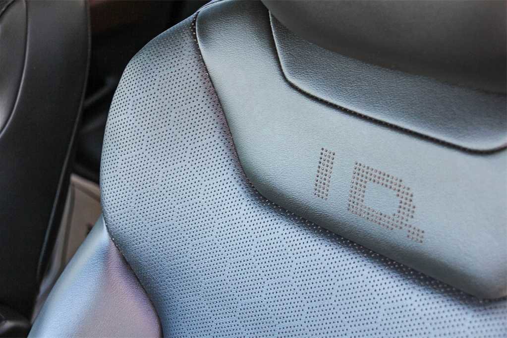 Used 2022 Volkswagen ID.4 Pro S image 25