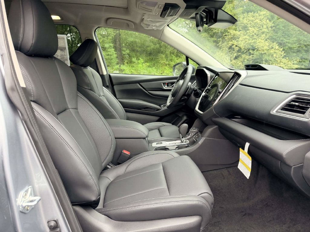 New 2026 Subaru Ascent Limited AWD/4WD image 10