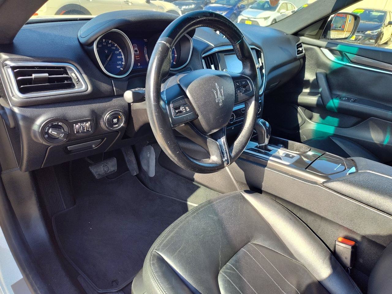 Used 2016 Maserati Ghibli RWD image 16