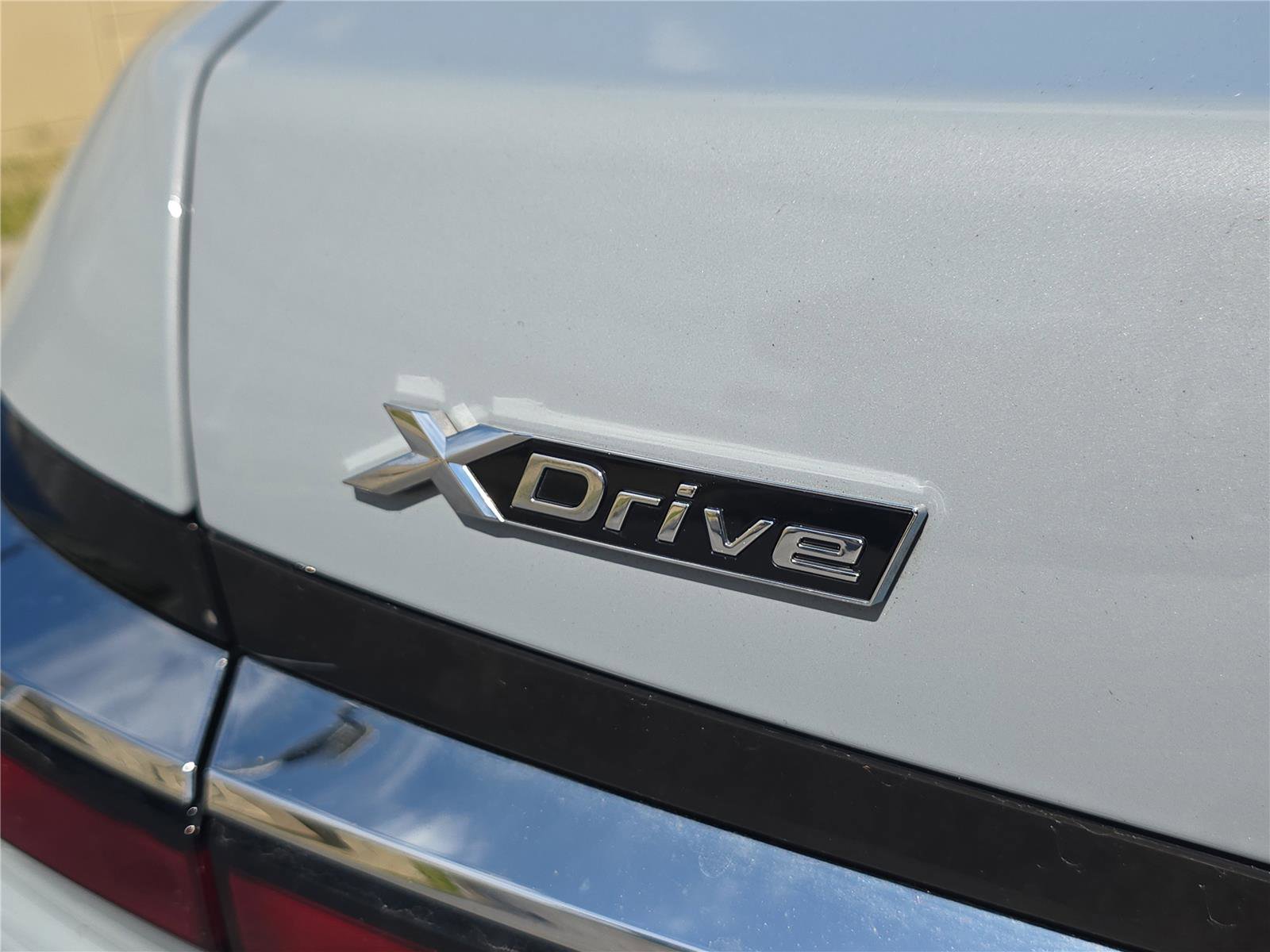 Used 2023 BMW 760i xDrive w/ Luxury Rear Seating Package image 4