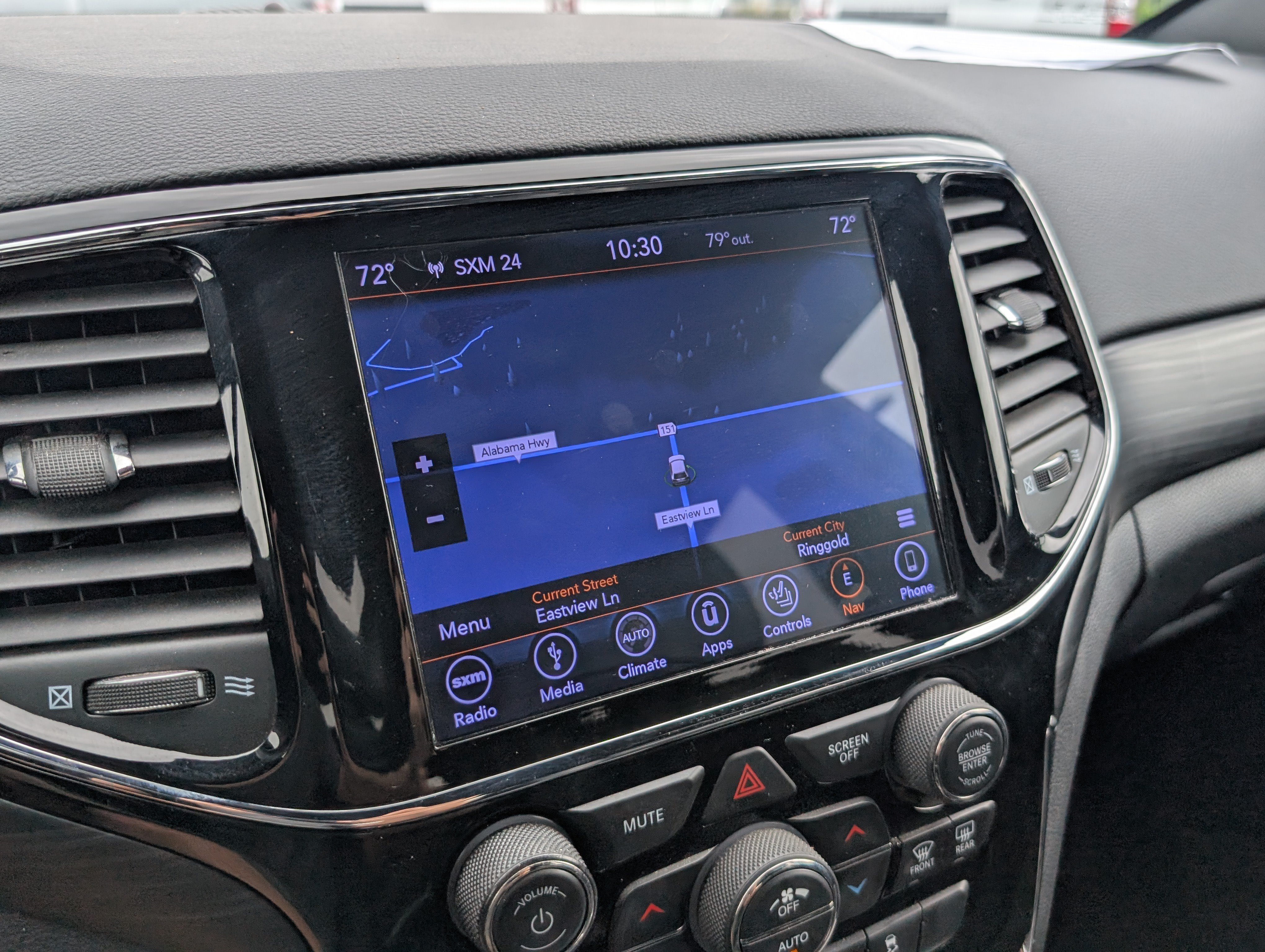 Used 2019 Jeep Grand Cherokee Laredo AWD/4WD image 16