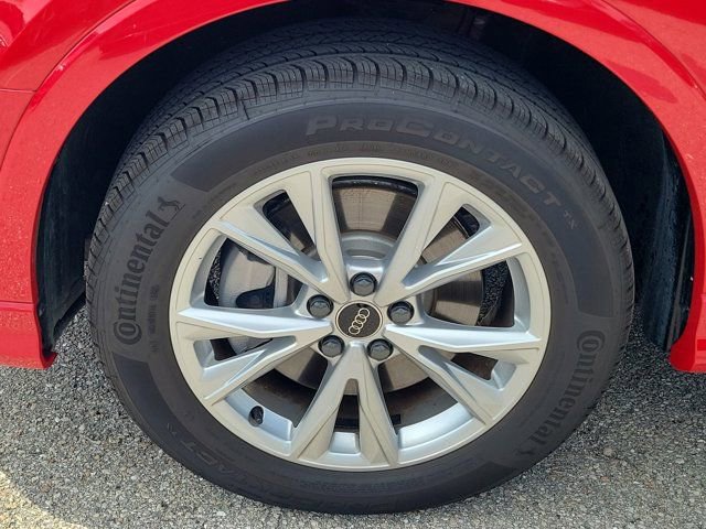 Certified 2025 Audi Q3 2.0T Premium Plus w/ Premium Plus Package AWD/4WD image 9