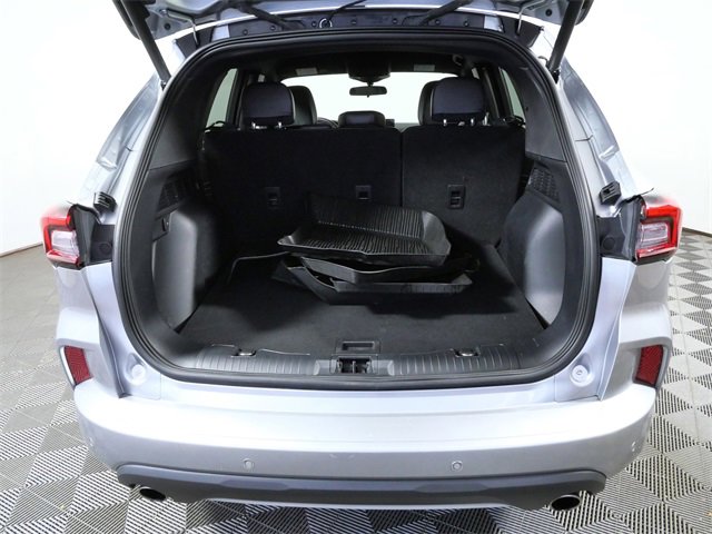 Used 2023 Ford Escape ST-Line w/ Tech Pack #1 image 9