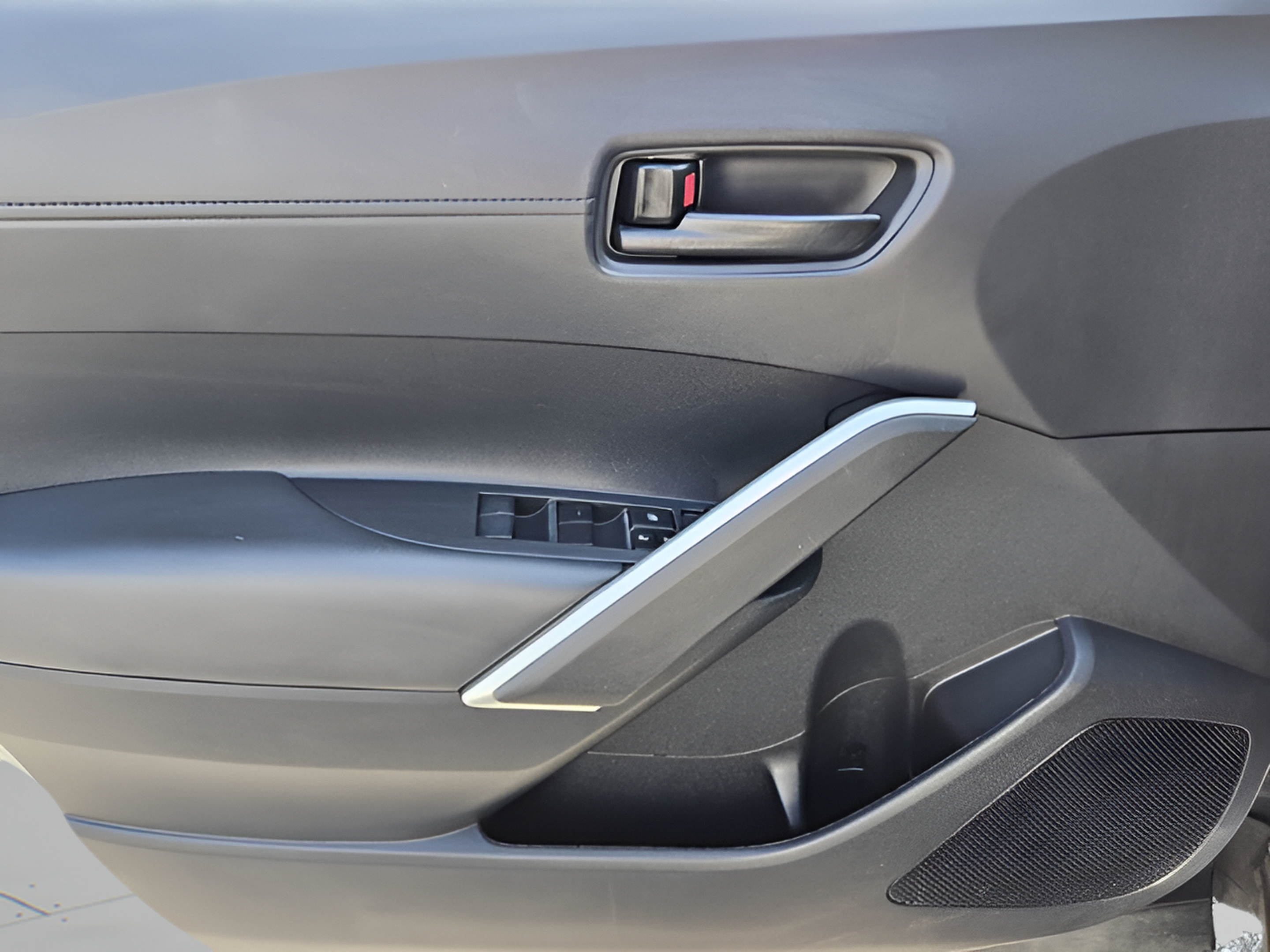 Certified 2022 Toyota Corolla Cross LE FWD image 13