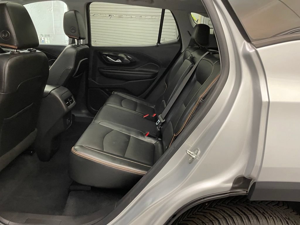 Used 2022 GMC Terrain AT4 w/ LPO, Cargo Package AWD/4WD image 22