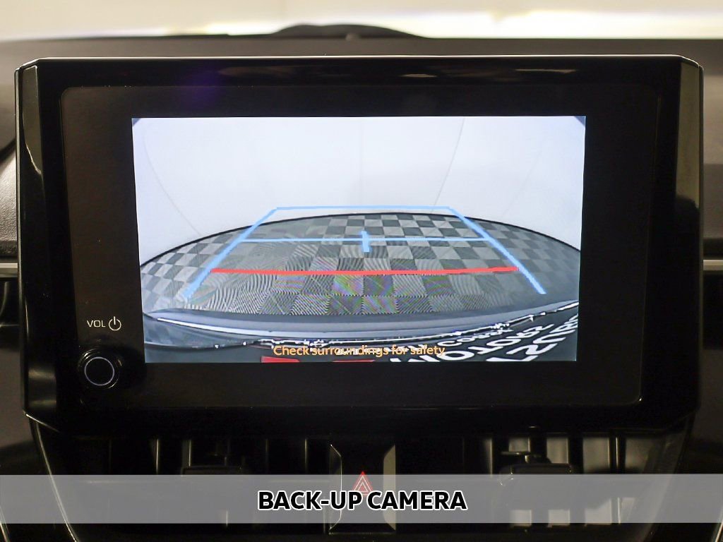 Used 2023 Toyota Corolla LE image 4