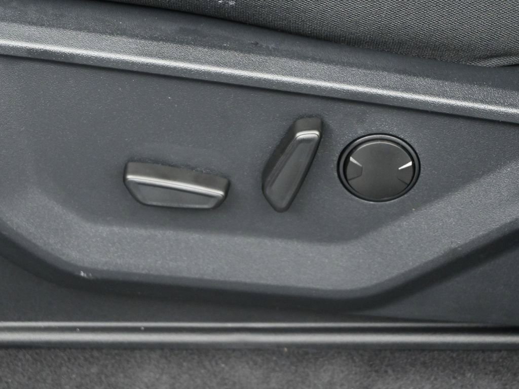 New 2026 Ford F150 XLT w/ Equipment Group 302A MID image 11