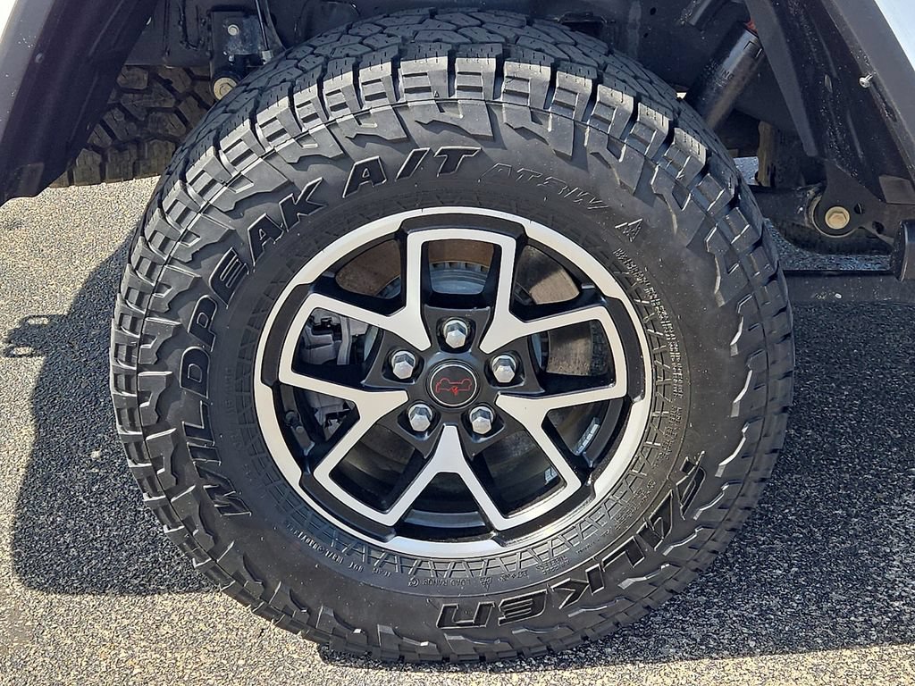 Used 2024 Jeep Gladiator Rubicon AWD/4WD image 7