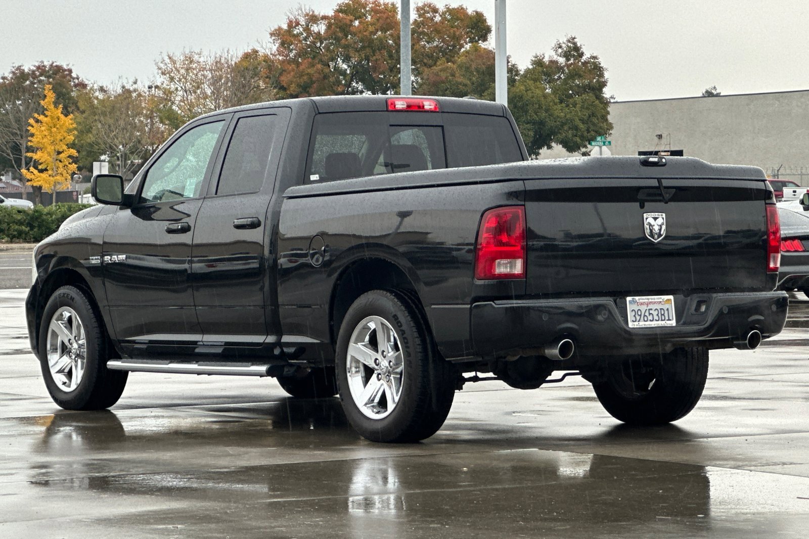 Used 2010 Dodge Ram 1500 Truck Sport image 4