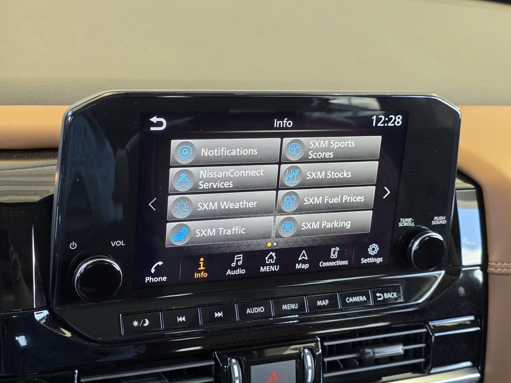 Used 2023 Nissan Pathfinder Platinum FWD image 25