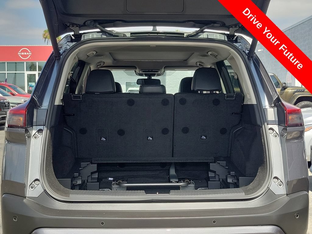 Used 2023 Nissan Rogue SL w/ SL Premium Package FWD image 24