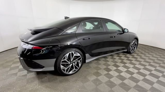 Used 2024 Hyundai Ioniq 6 SEL RWD image 4