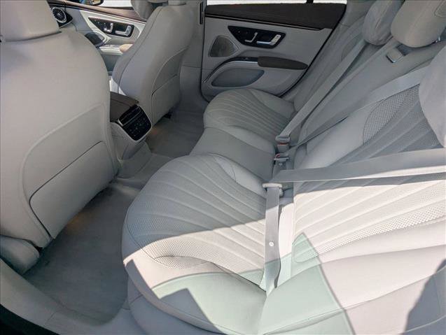 Used 2023 Mercedes-Benz EQS 580 4MATIC Sedan image 20