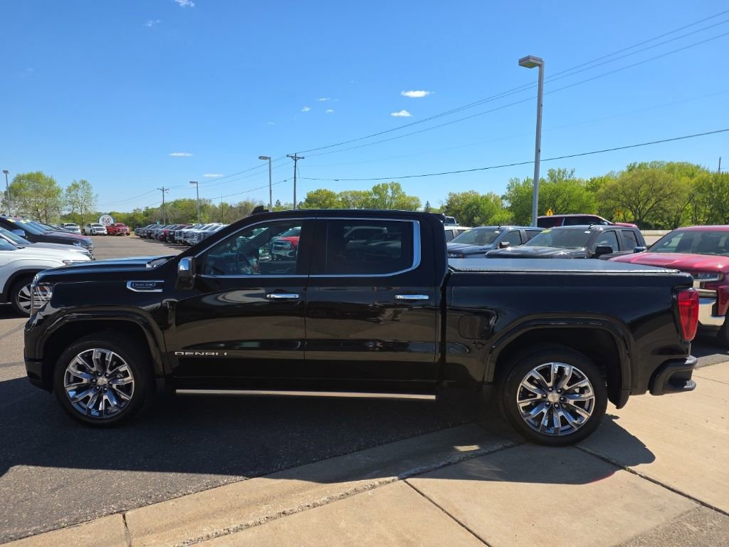 Used 2022 GMC Sierra 1500 Denali w/ Denali Reserve Package AWD/4WD image 9