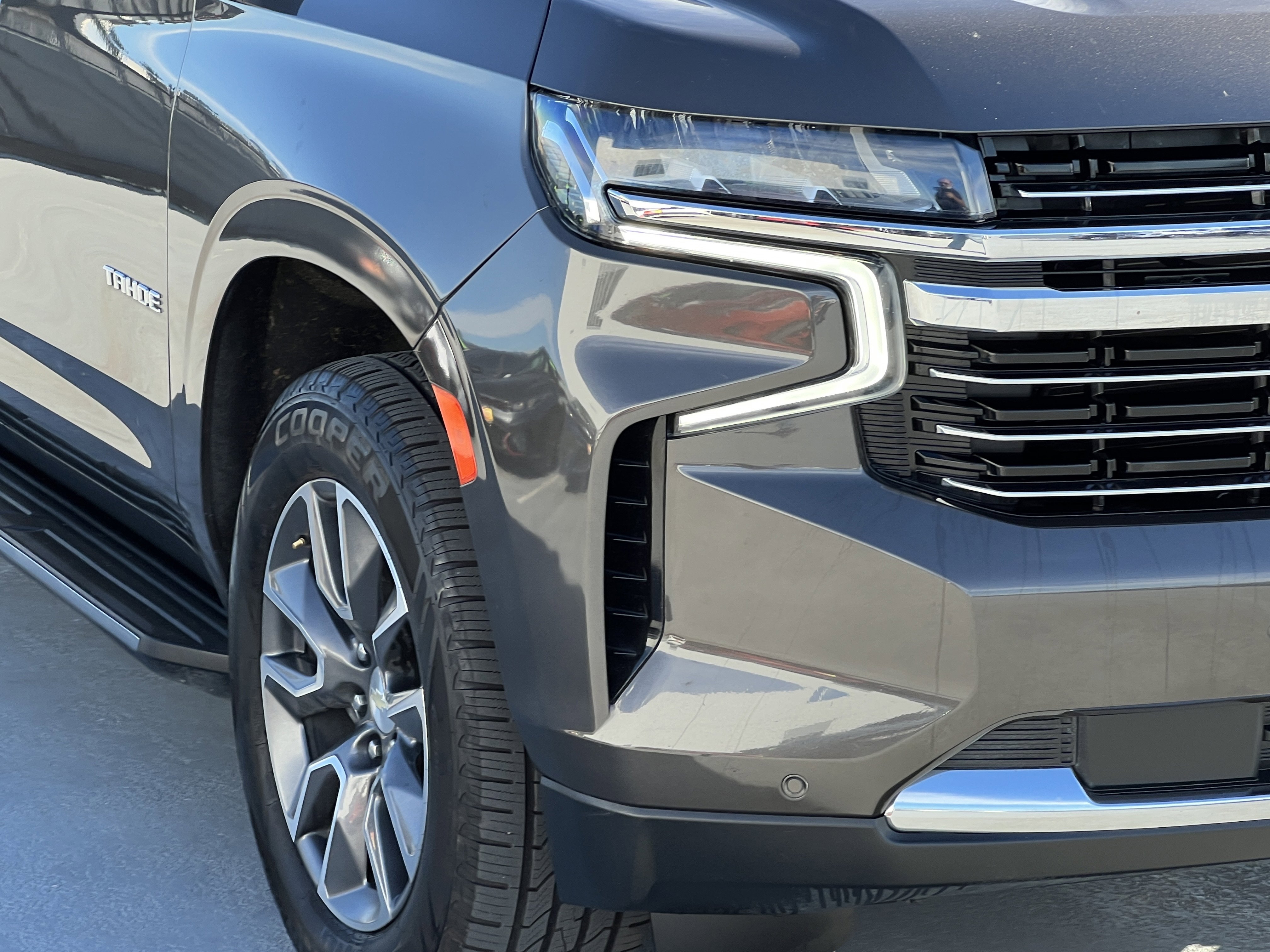 Used 2021 Chevrolet Tahoe LT w/ LT Signature Package image 11