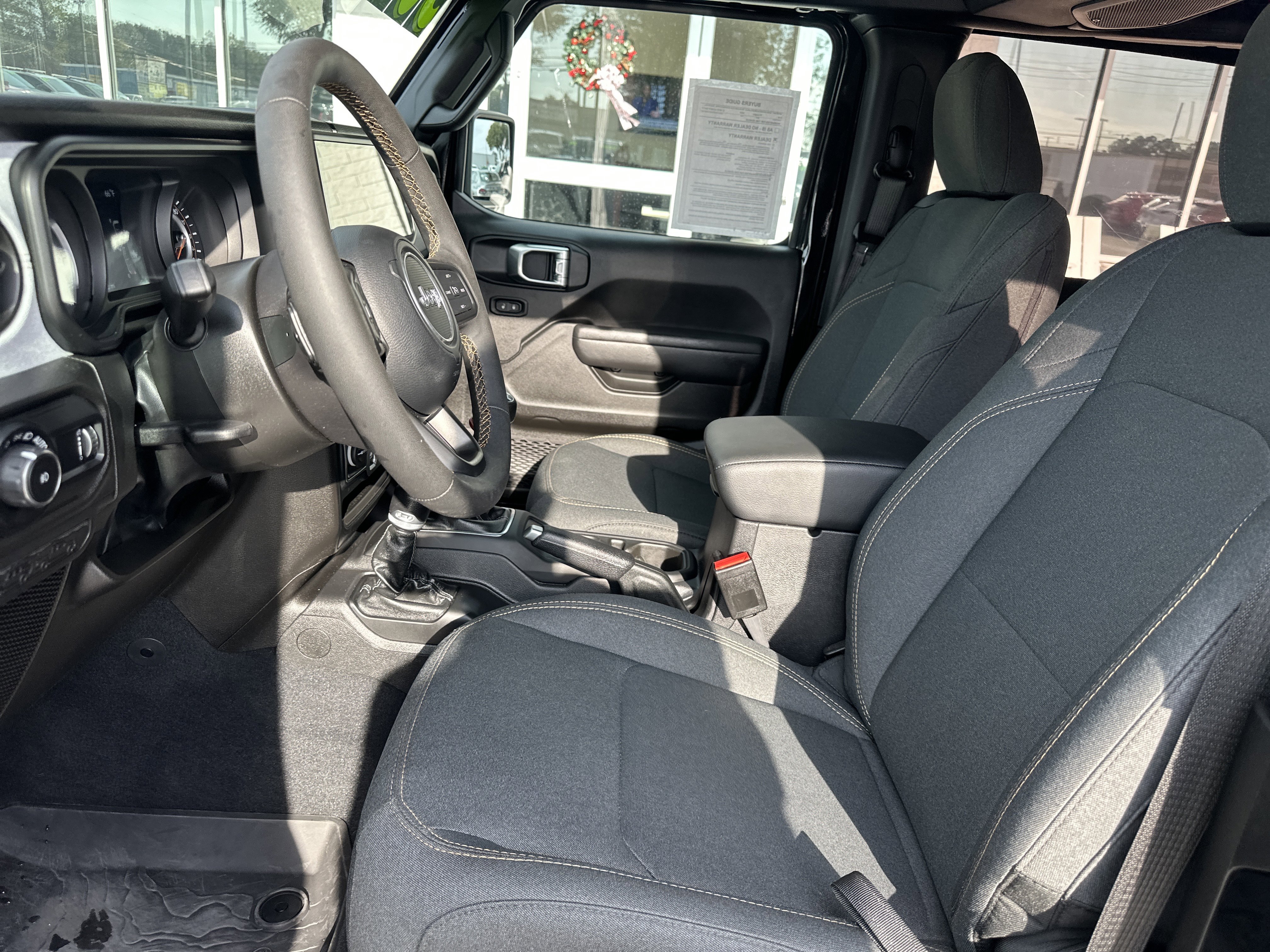 Used 2024 Jeep Wrangler Sport S image 11