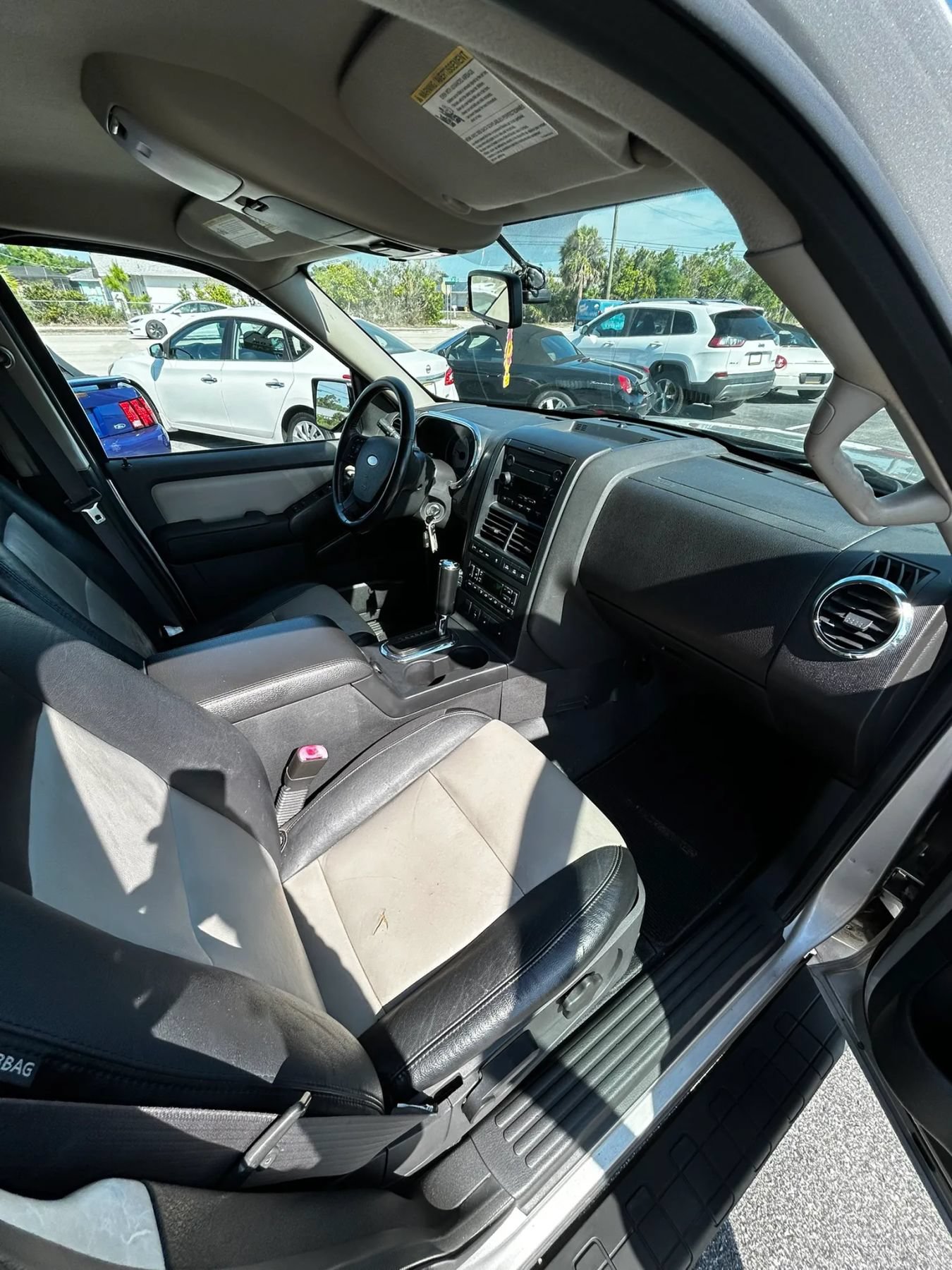 Used 2007 Ford Explorer Sport Trac Limited AWD/4WD image 20