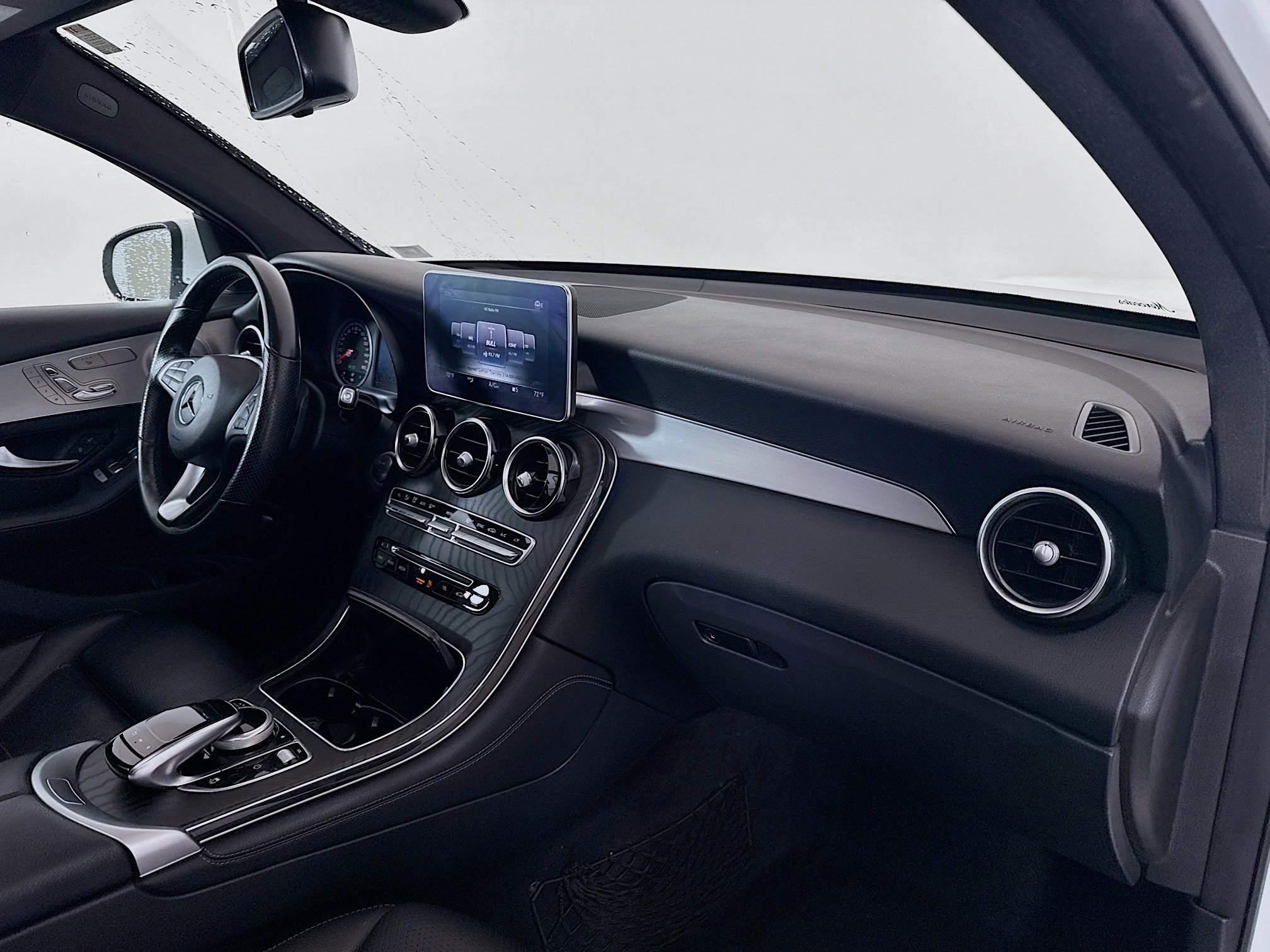 Used 2019 Mercedes-Benz GLC 300 4MATIC Coupe image 29