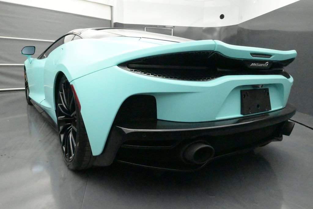 Used 2022 McLaren GT RWD image 15