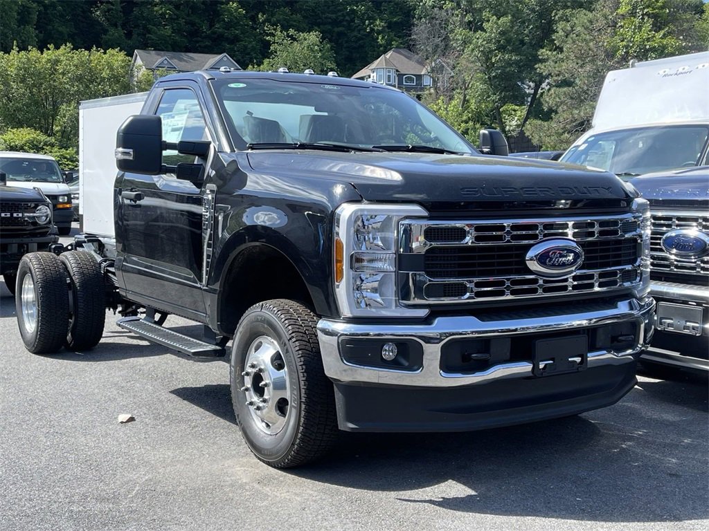 New 2024 Ford F350 XL w/ Snow Plow Prep Package