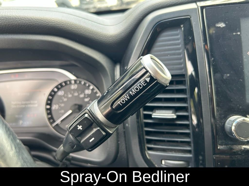 Used 2023 Nissan Titan SV w/ SV Convenience Package image 26