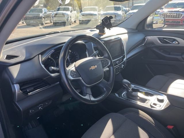 Used 2021 Chevrolet Traverse LT image 14