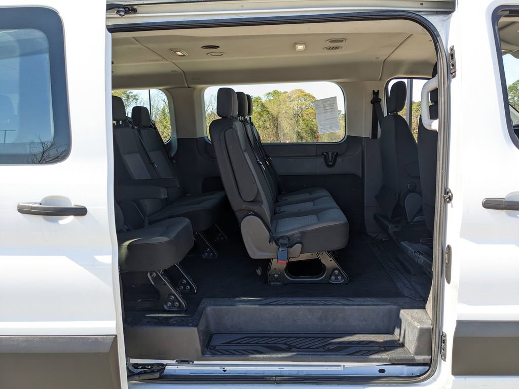 Used 2023 Ford Transit 350 XLT image 42