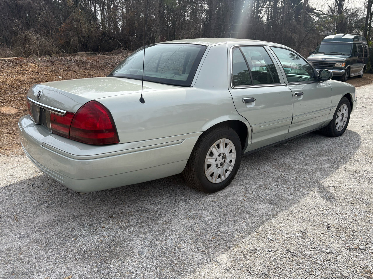 Used 2005 Mercury Grand Marquis GS image 3