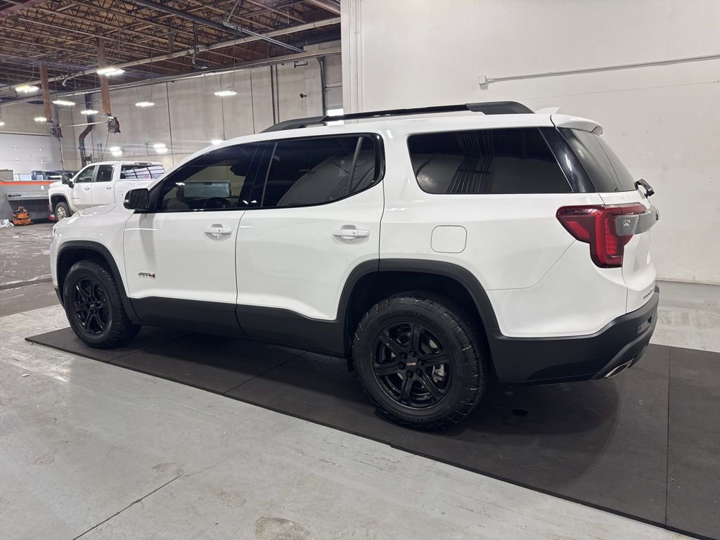 Used 2022 GMC Acadia AT4 w/ Technology Package image 4