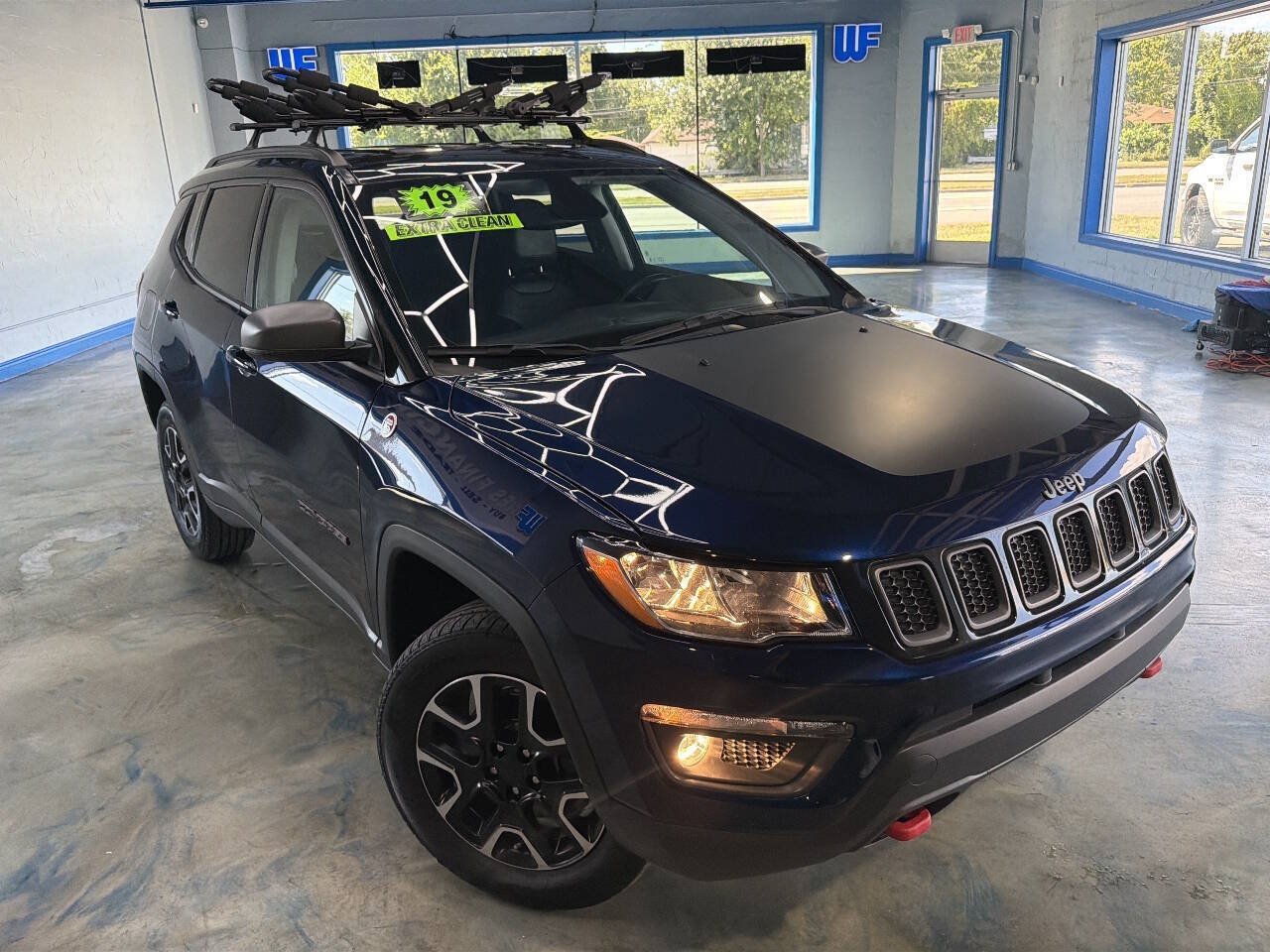 Used 2019 Jeep Compass Trailhawk AWD/4WD image 4