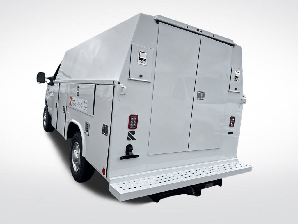 New 2026 Ford E-350 and Econoline 350 Super Duty w/ Power Equipment Group RWD image 8