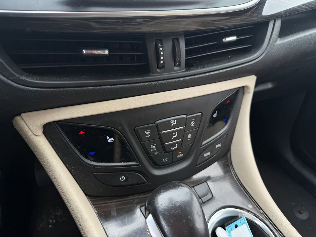 Used 2020 Buick Envision Preferred FWD image 16