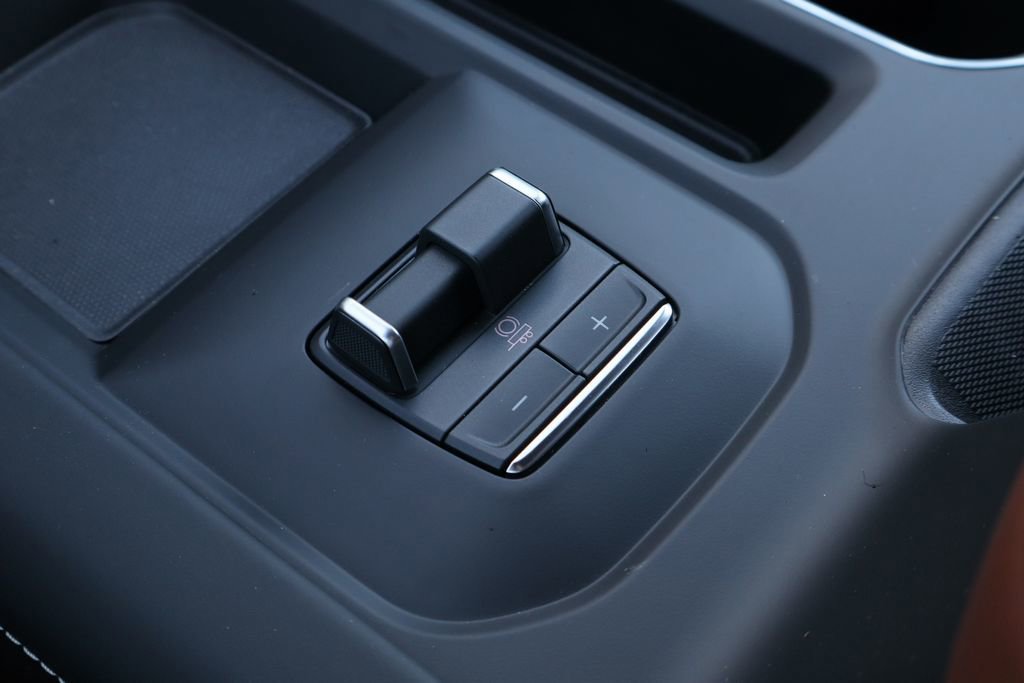New 2026 GMC Sierra 2500 Denali Ultimate AWD/4WD image 15
