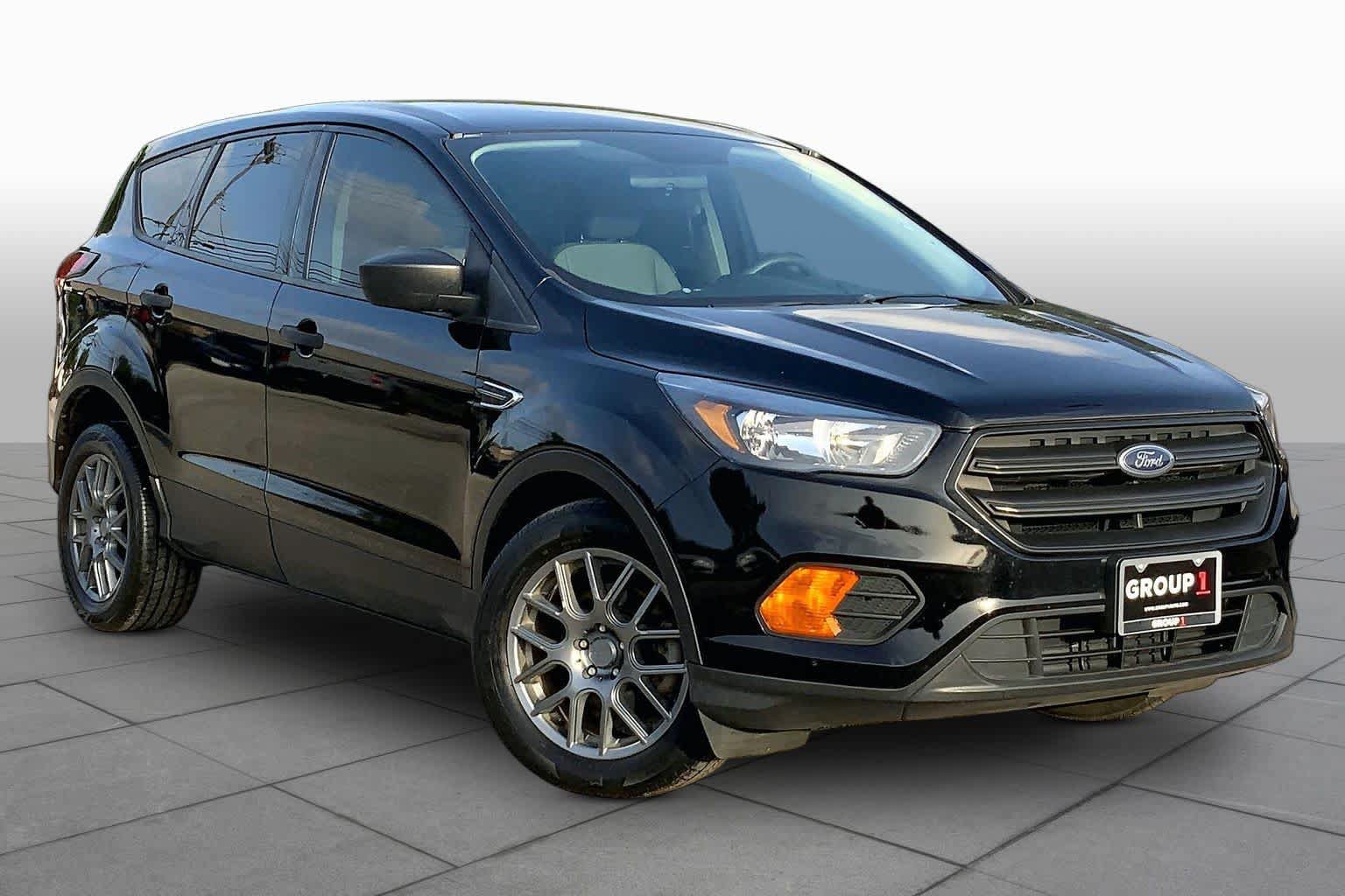 Used 2019 Ford Escape S FWD image 3