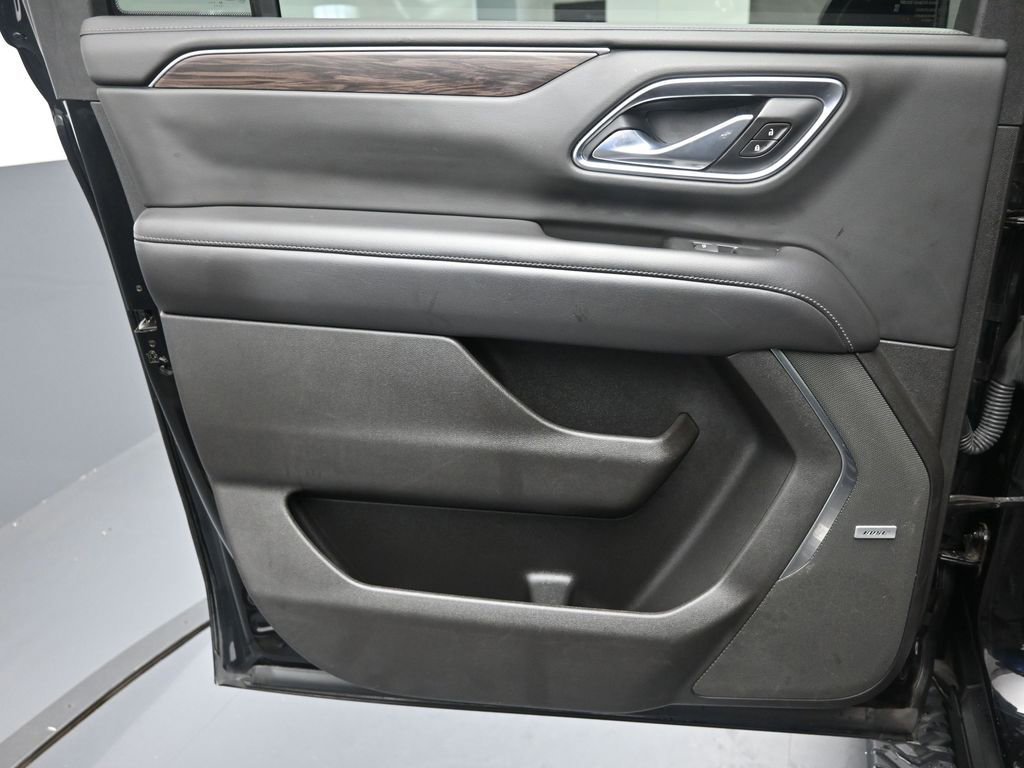 Used 2021 Chevrolet Suburban Z71 w/ Z71 Off-Road Package image 22