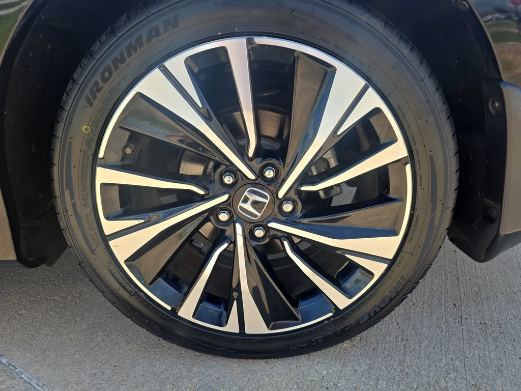 Used 2017 Honda Accord EX-L image 33