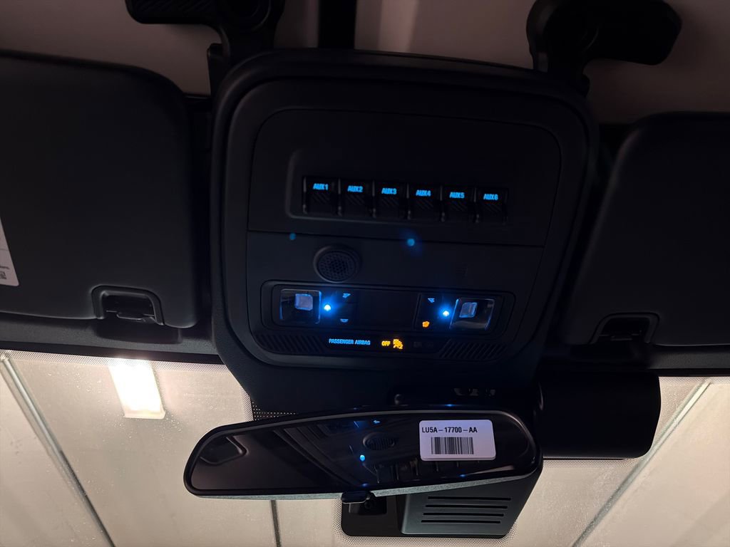 New 2025 Ford Bronco Heritage Edition image 15