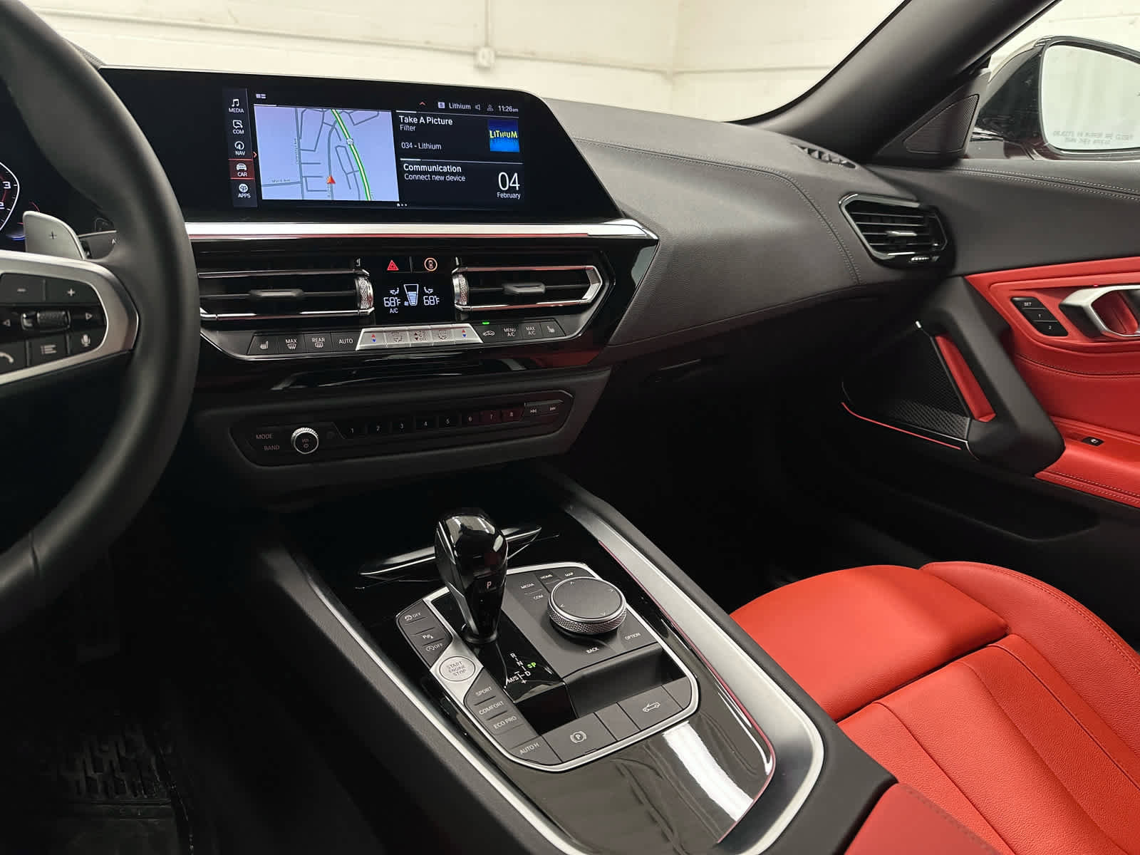 Used 2024 BMW Z4 M40i w/ Premium Package image 27