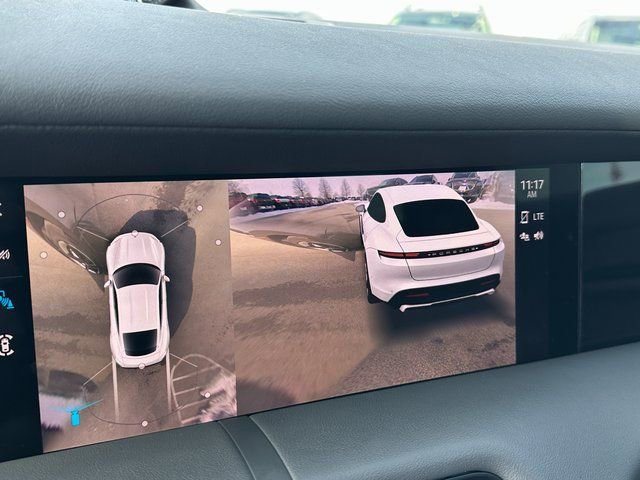 Used 2020 Porsche Taycan 4S image 34