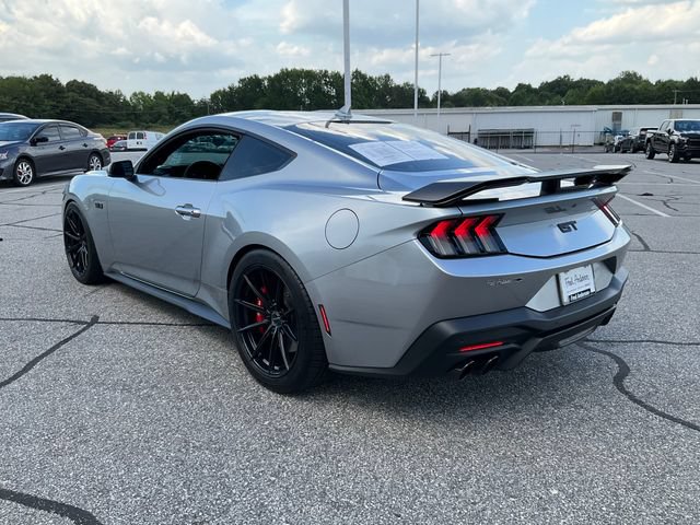 Used 2025 Ford Mustang GT Premium RWD image 26