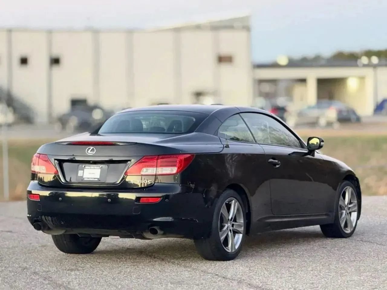 Used 2012 Lexus IS 350C w/ Luxury Pkg RWD image 9