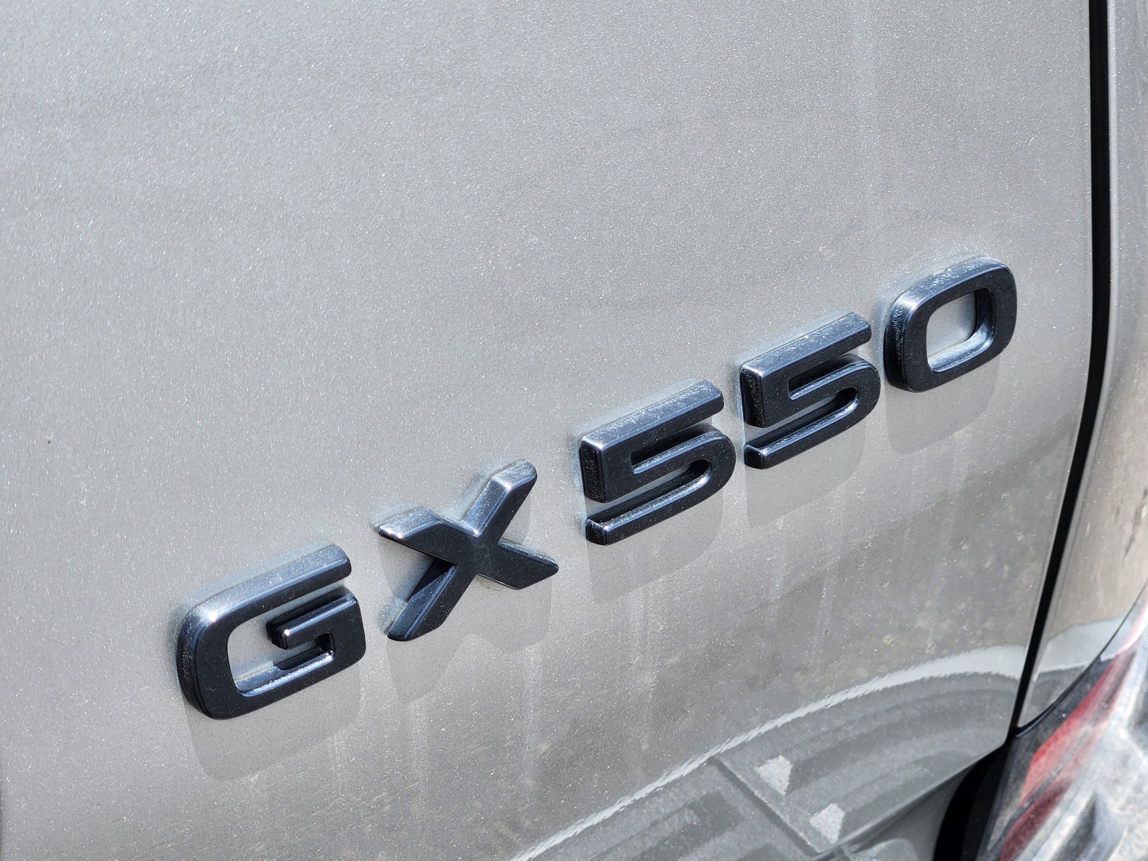 Used 2024 Lexus GX 550 w/ Cold Area Package AWD/4WD image 16